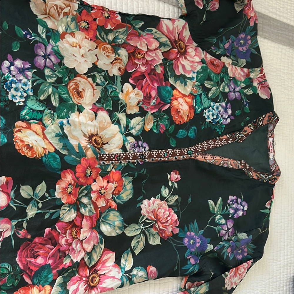 Johnny Was Tunic 100% Silk